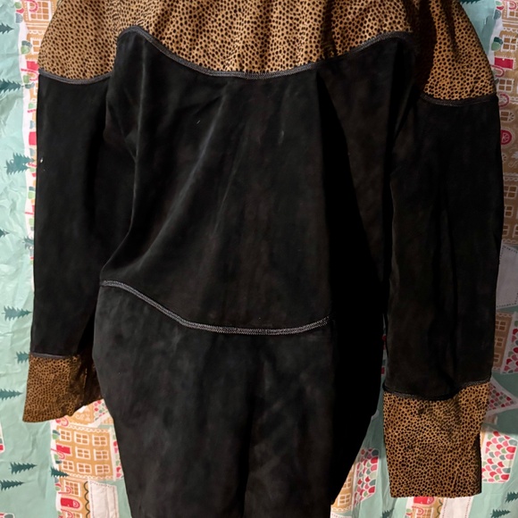 Cache Suede Jacket - Picture 4 of 5